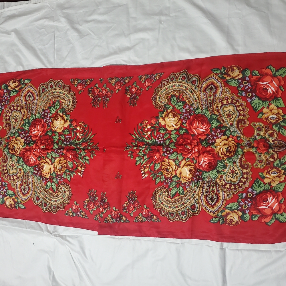 2 Floral folk red and black skarves